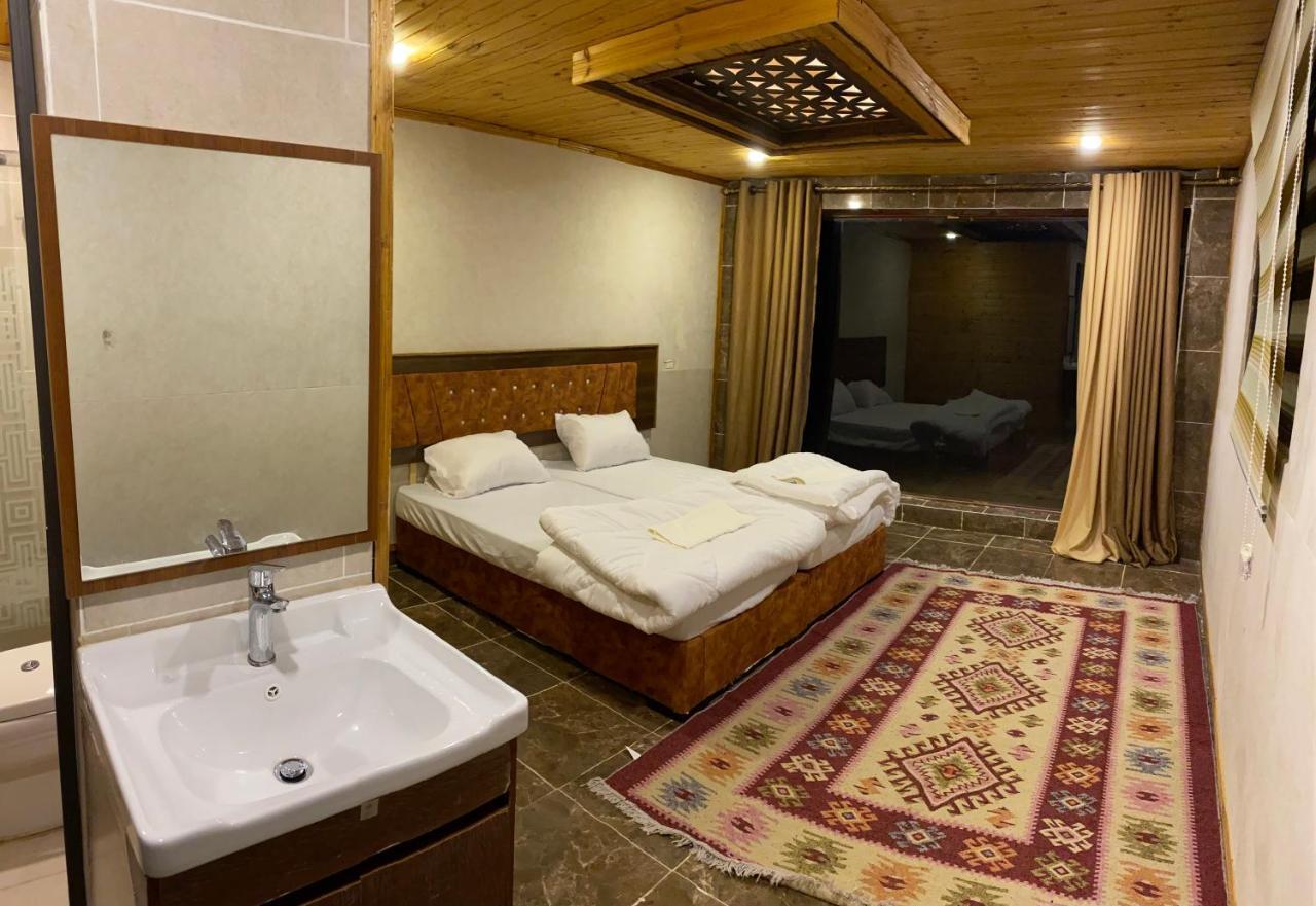 Desert Jewel Camp Wadi Rum Bagian luar foto